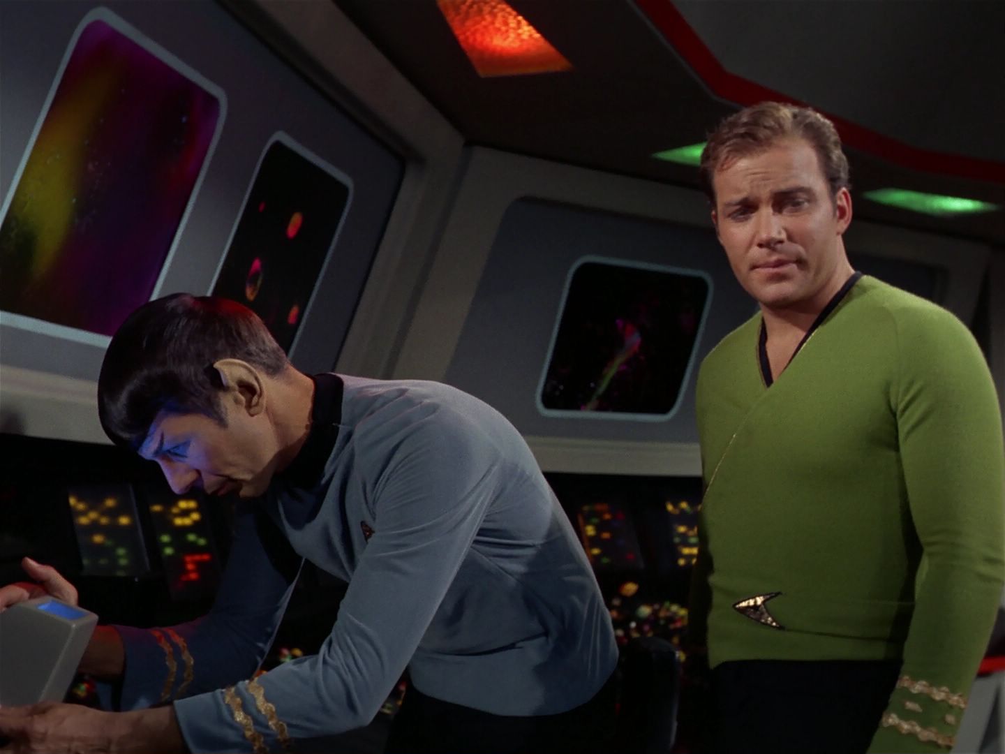 ariane179254_StarTrek_2x25_BreadAndCircuses_0063.jpg