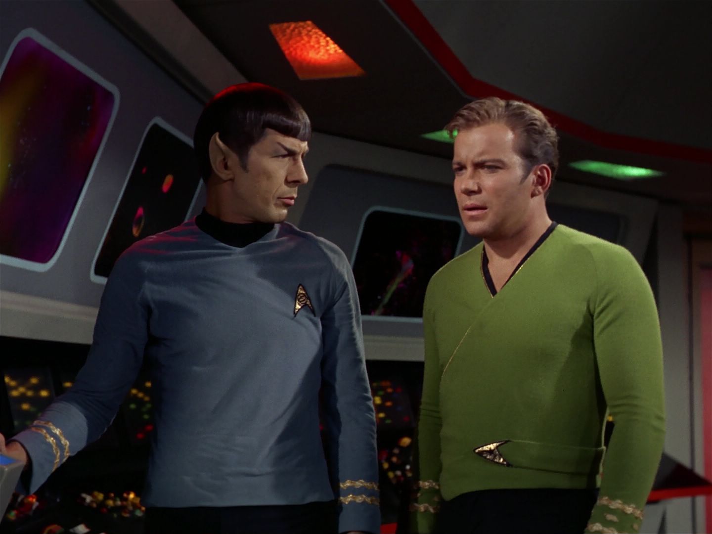 ariane179254_StarTrek_2x25_BreadAndCircuses_0087.jpg