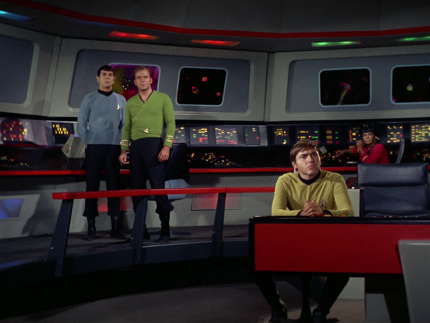 ariane179254_StarTrek_2x25_BreadAndCircuses_0165.jpg