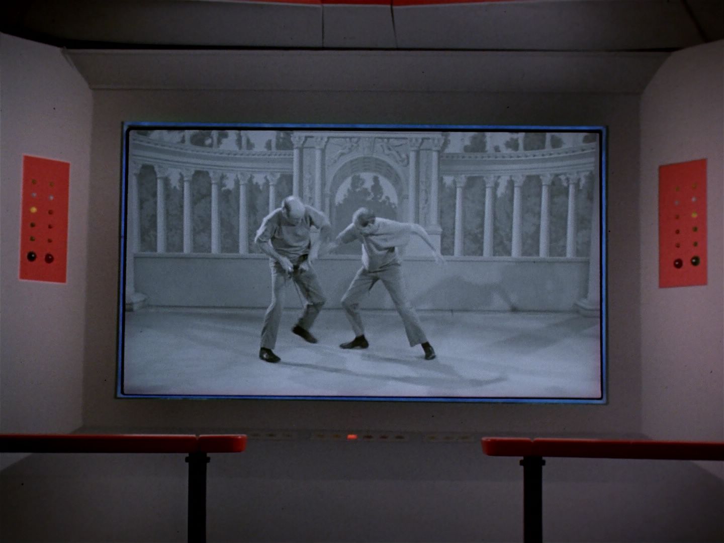 ariane179254_StarTrek_2x25_BreadAndCircuses_0190.jpg