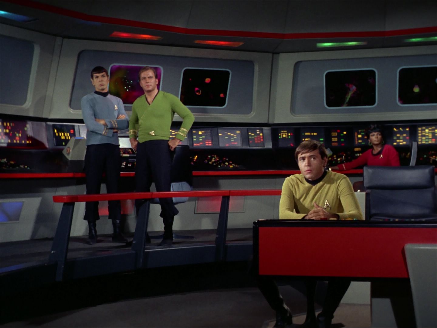ariane179254_StarTrek_2x25_BreadAndCircuses_0210.jpg