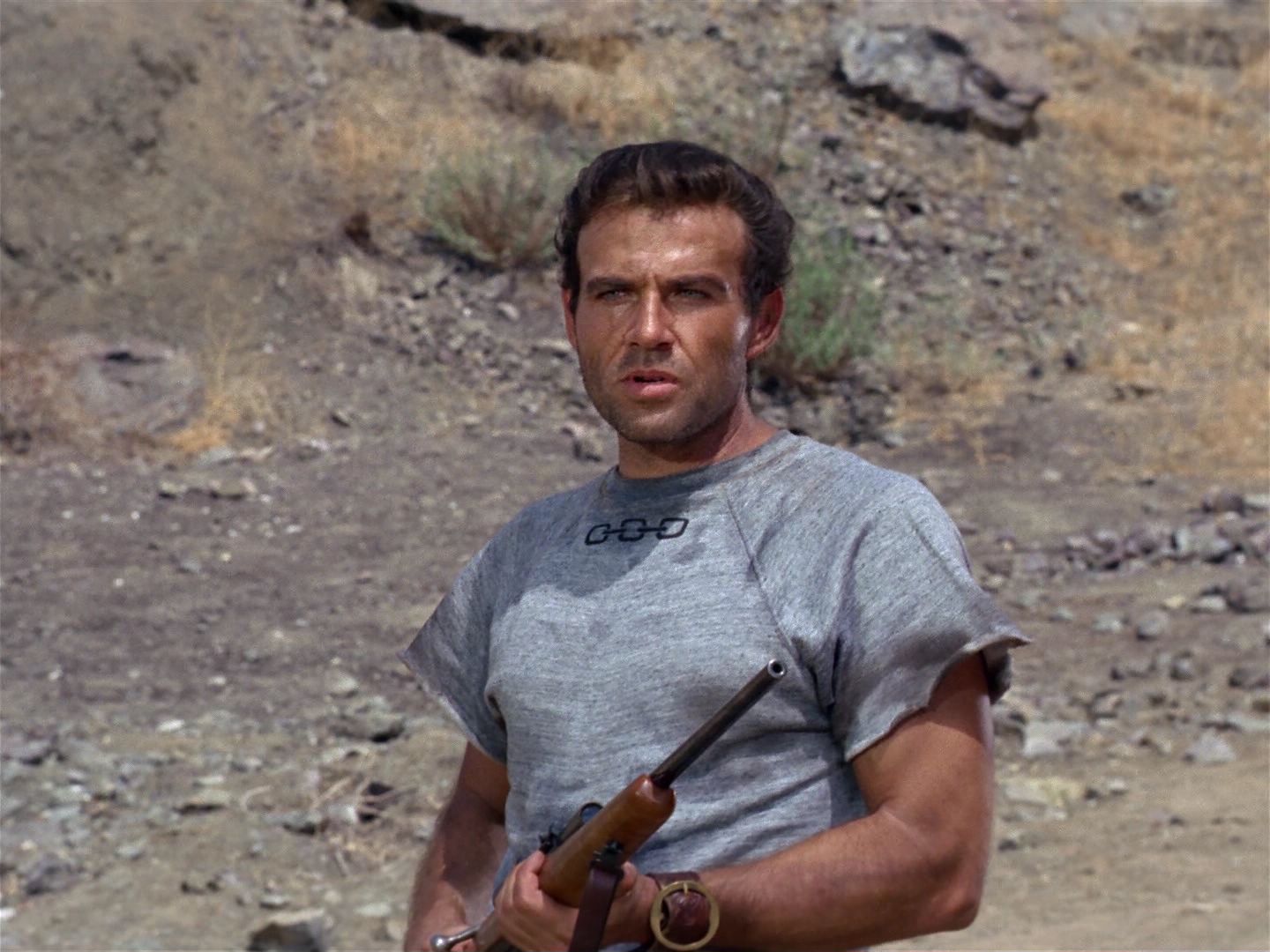 ariane179254_StarTrek_2x25_BreadAndCircuses_0535.jpg
