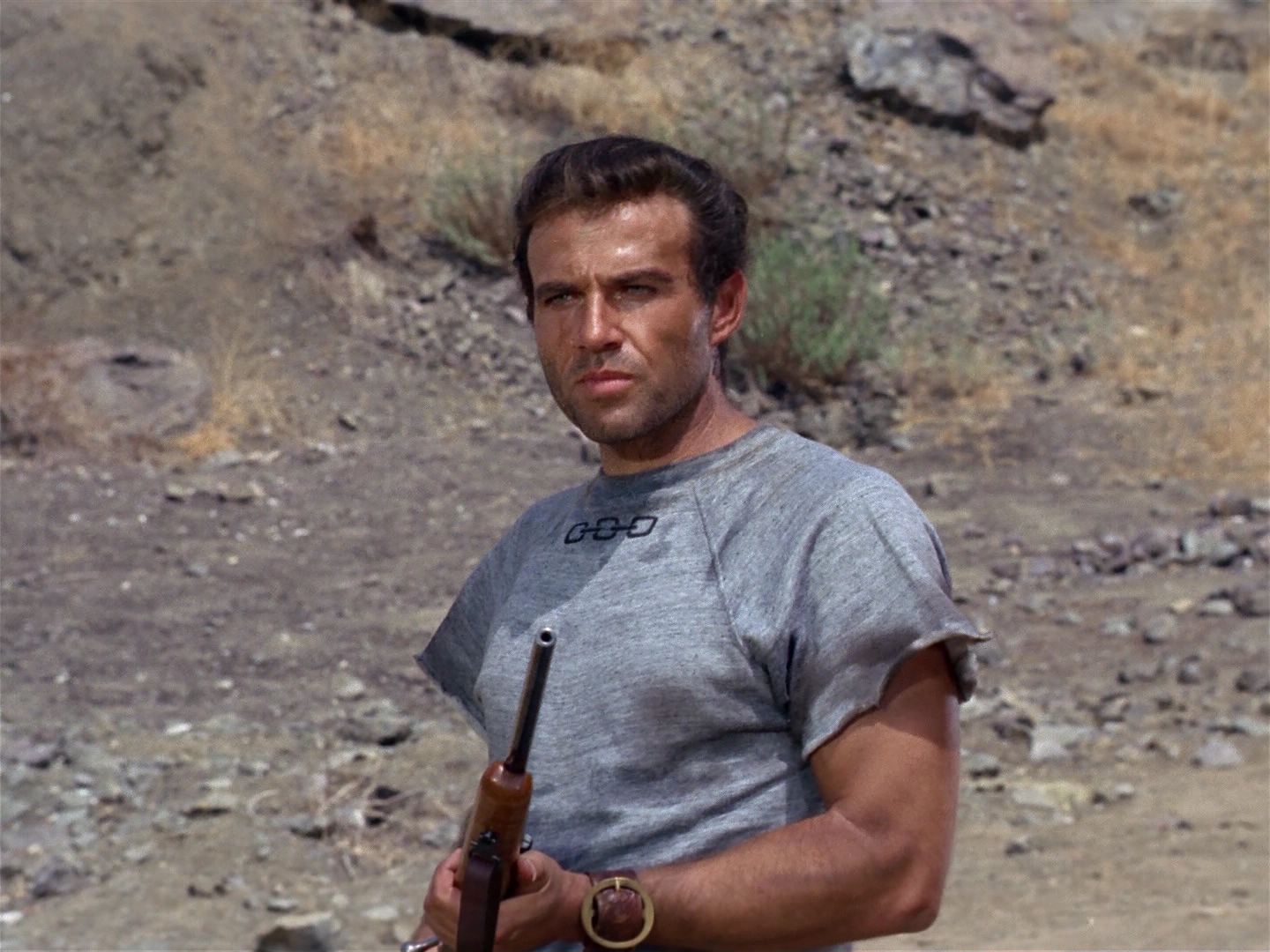 ariane179254_StarTrek_2x25_BreadAndCircuses_0543.jpg