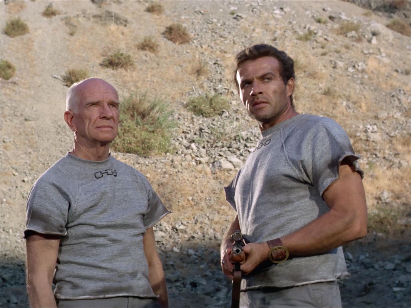ariane179254_StarTrek_2x25_BreadAndCircuses_0607.jpg