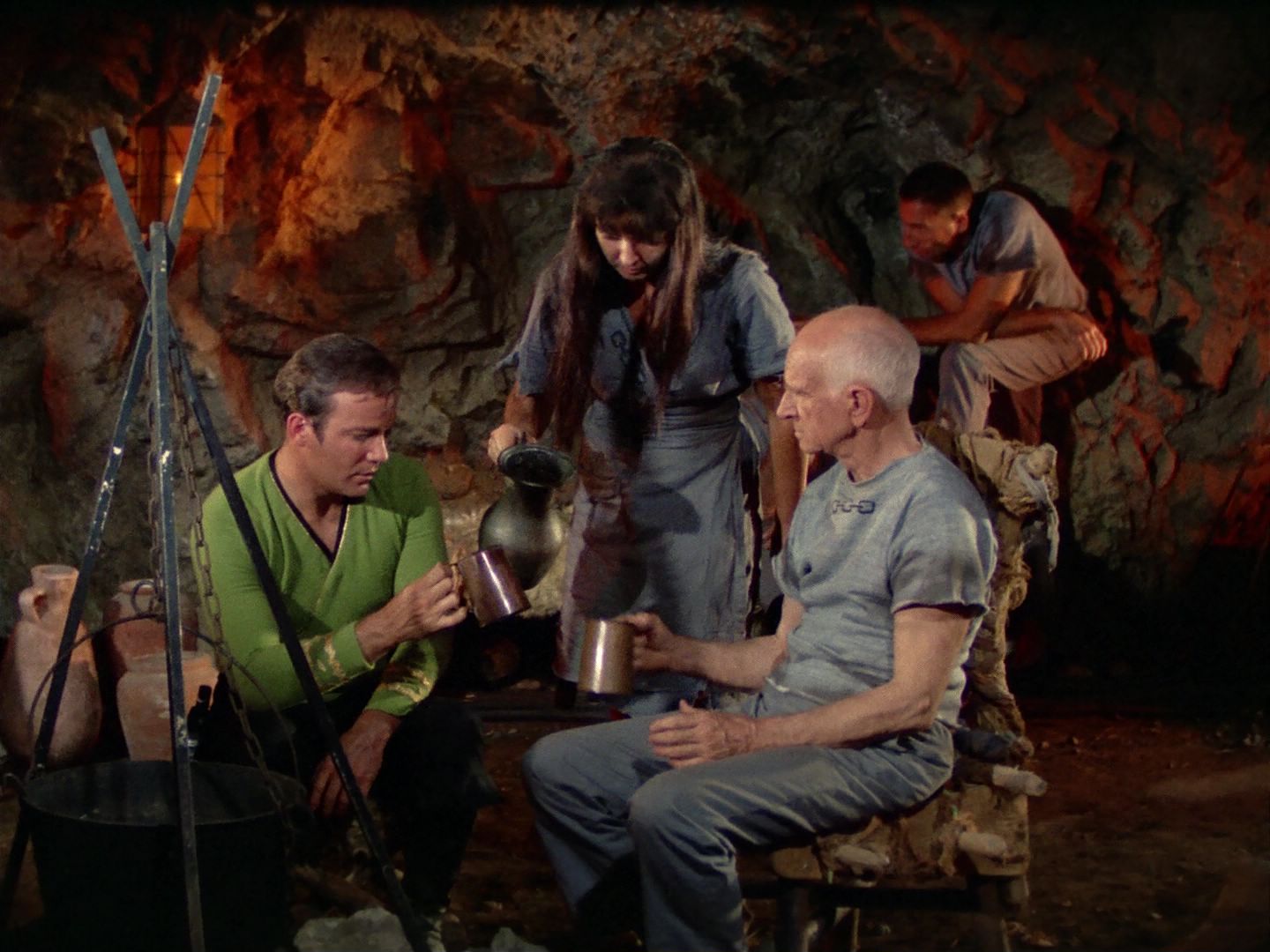ariane179254_StarTrek_2x25_BreadAndCircuses_0727.jpg