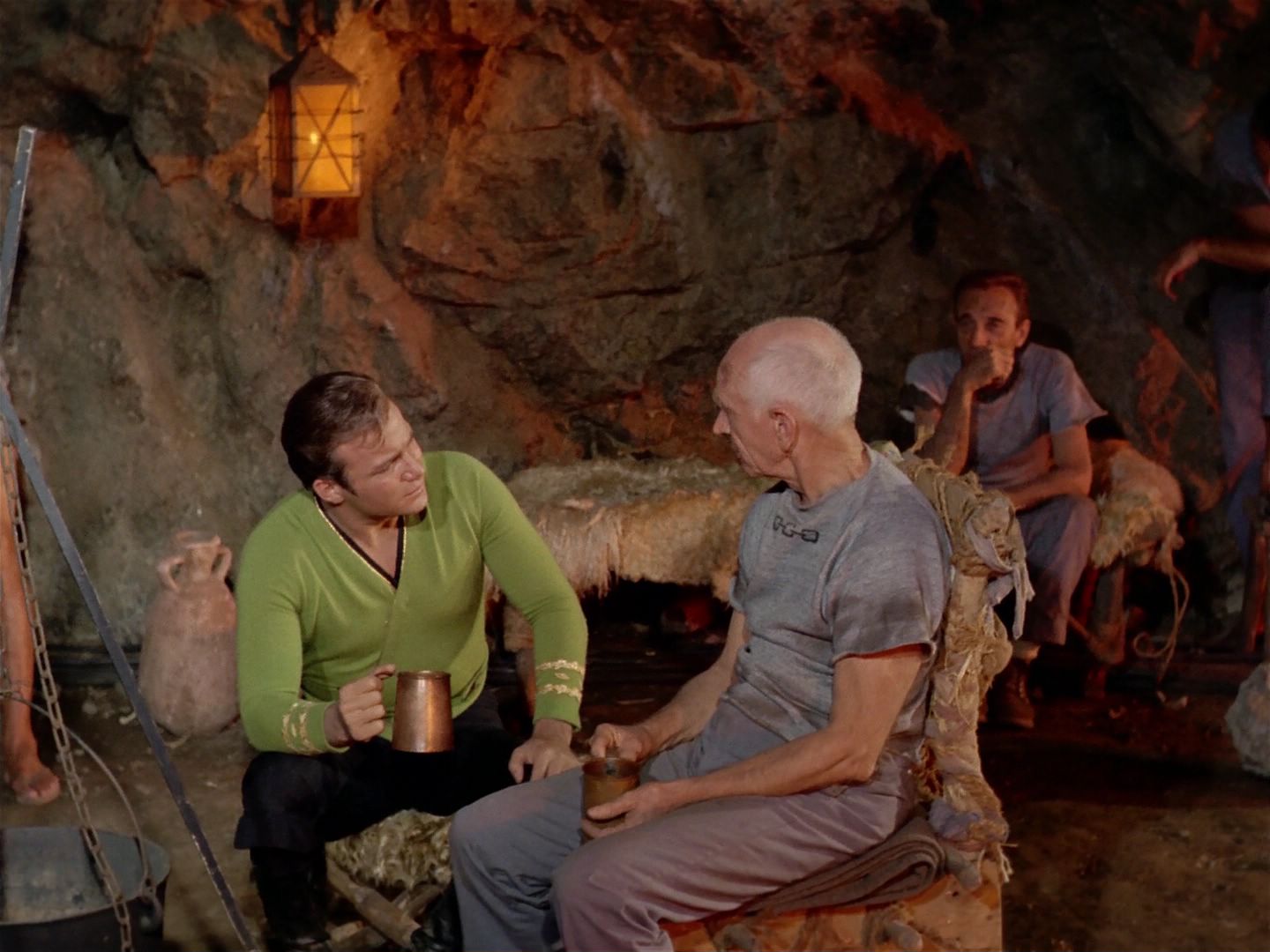 ariane179254_StarTrek_2x25_BreadAndCircuses_0755.jpg