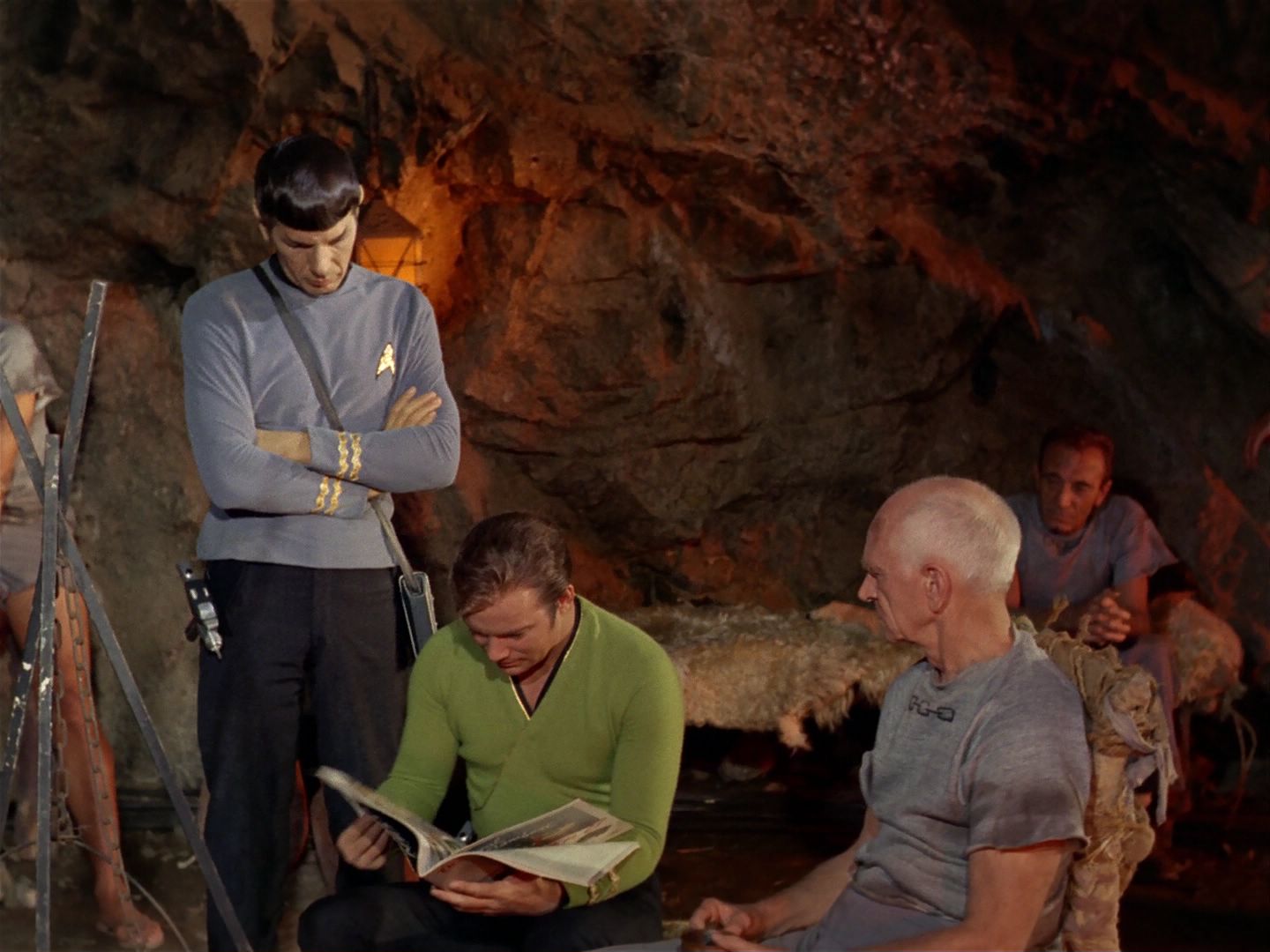 ariane179254_StarTrek_2x25_BreadAndCircuses_0813.jpg