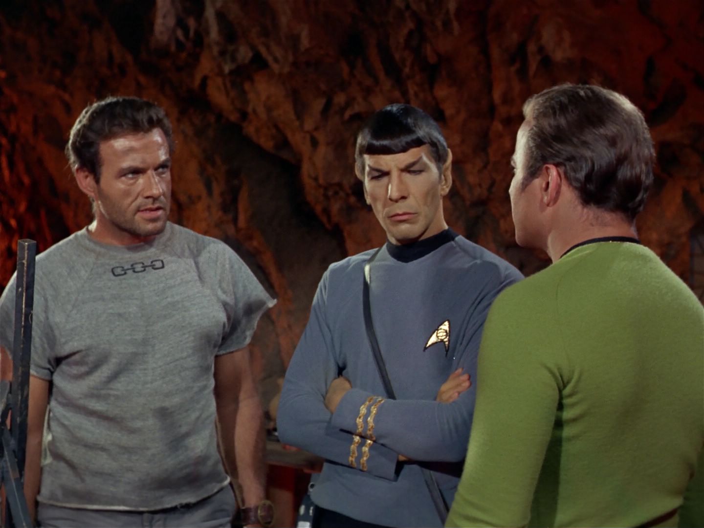 ariane179254_StarTrek_2x25_BreadAndCircuses_0866.jpg