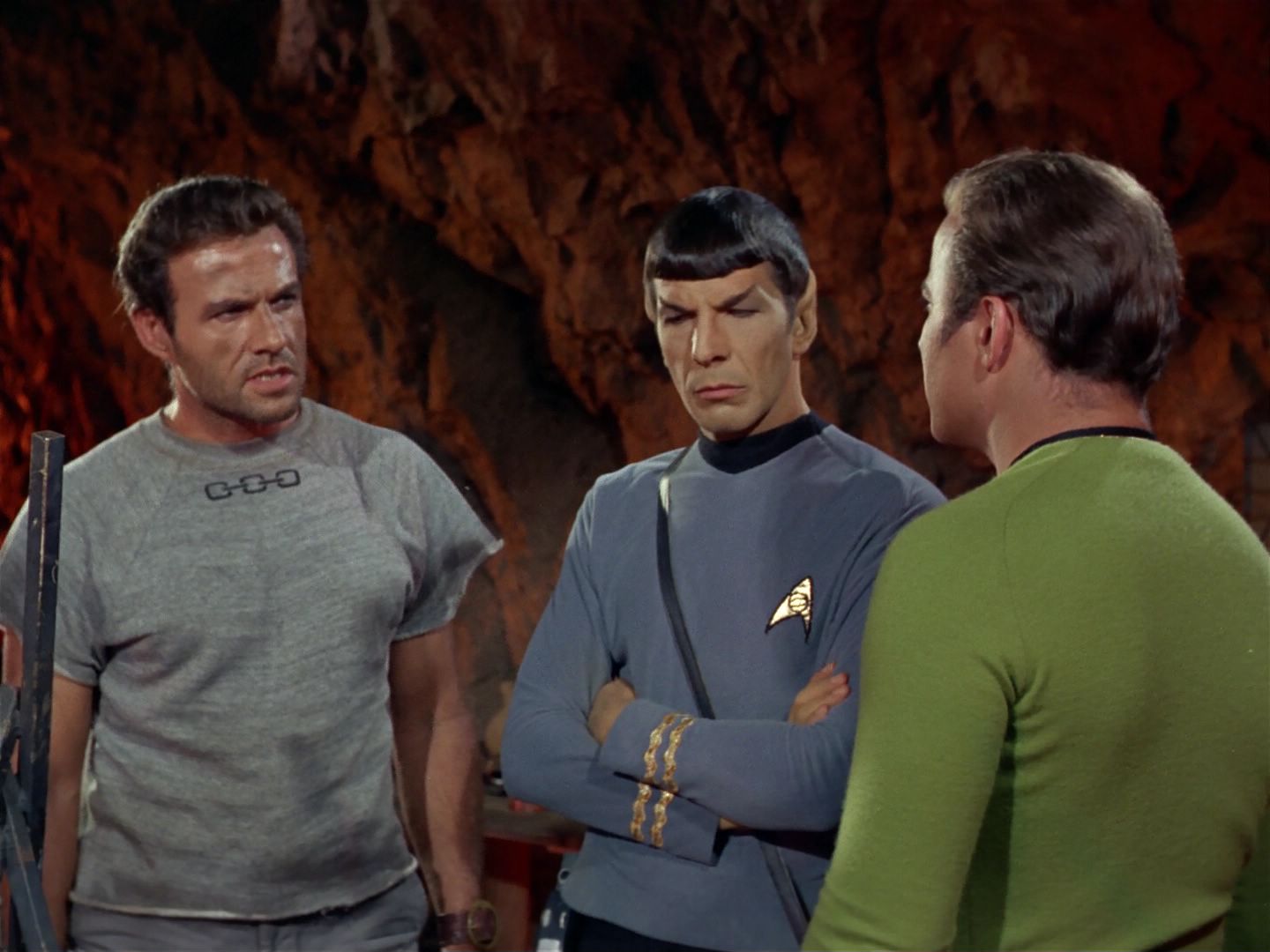 ariane179254_StarTrek_2x25_BreadAndCircuses_0867.jpg
