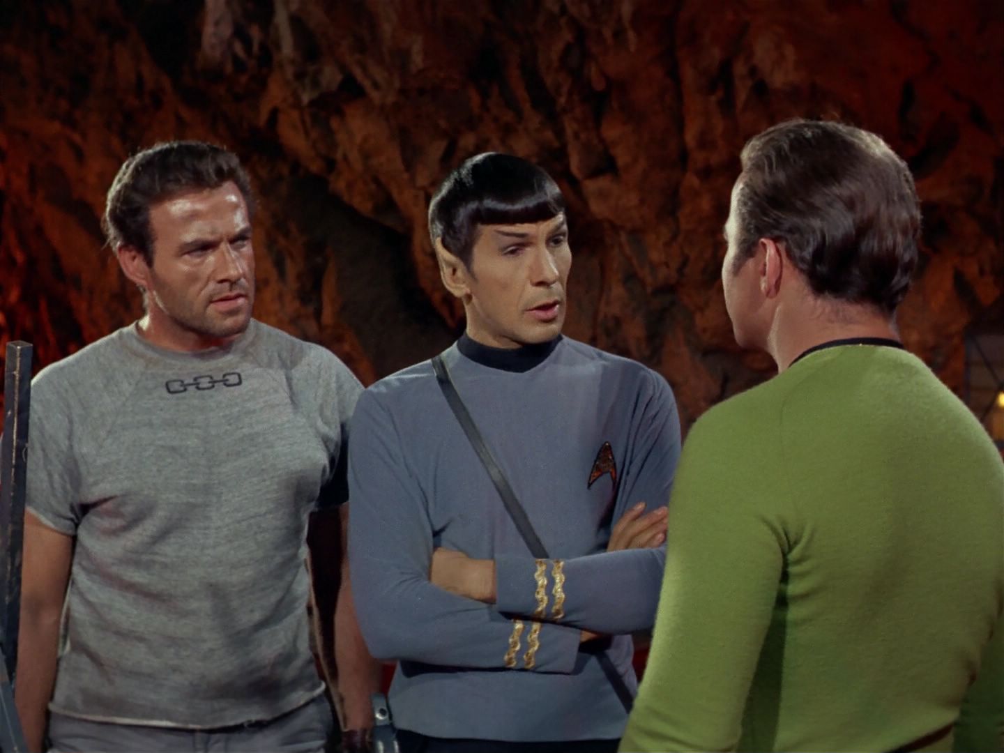 ariane179254_StarTrek_2x25_BreadAndCircuses_0874.jpg