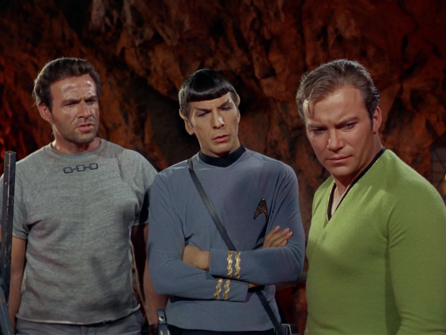 ariane179254_StarTrek_2x25_BreadAndCircuses_0883.jpg