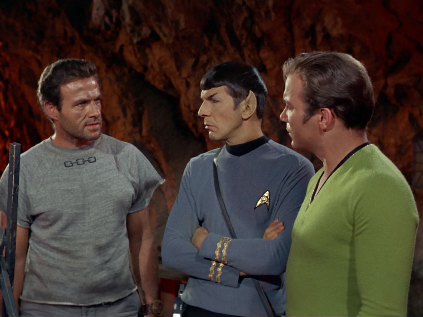 ariane179254_StarTrek_2x25_BreadAndCircuses_0893.jpg