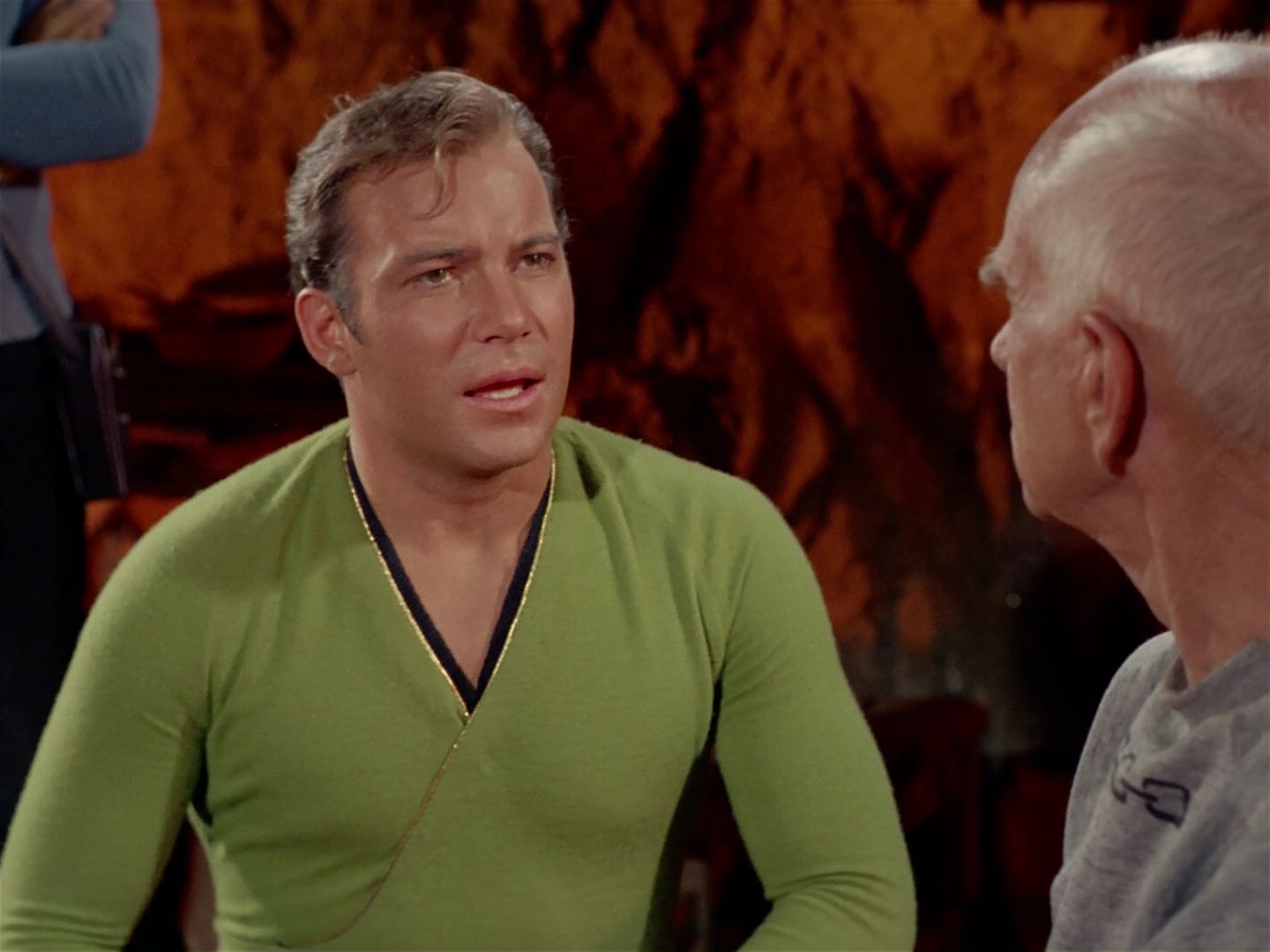 ariane179254_StarTrek_2x25_BreadAndCircuses_0898.jpg