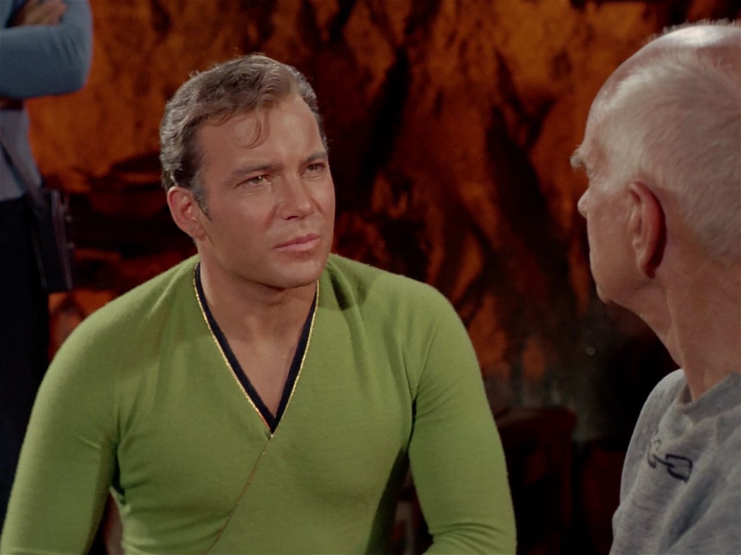 ariane179254_StarTrek_2x25_BreadAndCircuses_0900.jpg