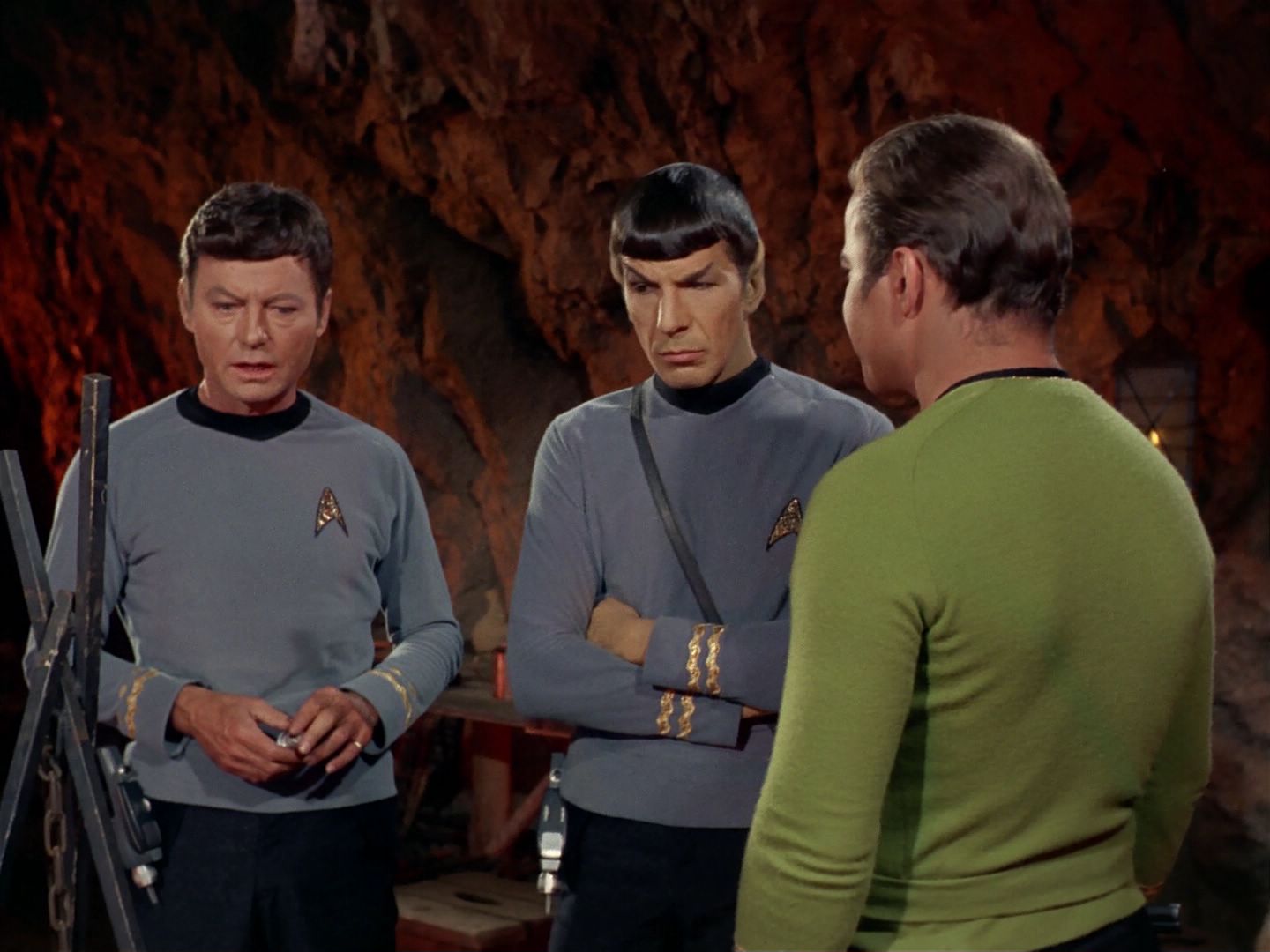 ariane179254_StarTrek_2x25_BreadAndCircuses_0952.jpg