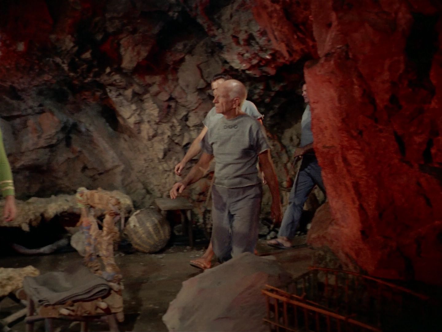 ariane179254_StarTrek_2x25_BreadAndCircuses_0969.jpg