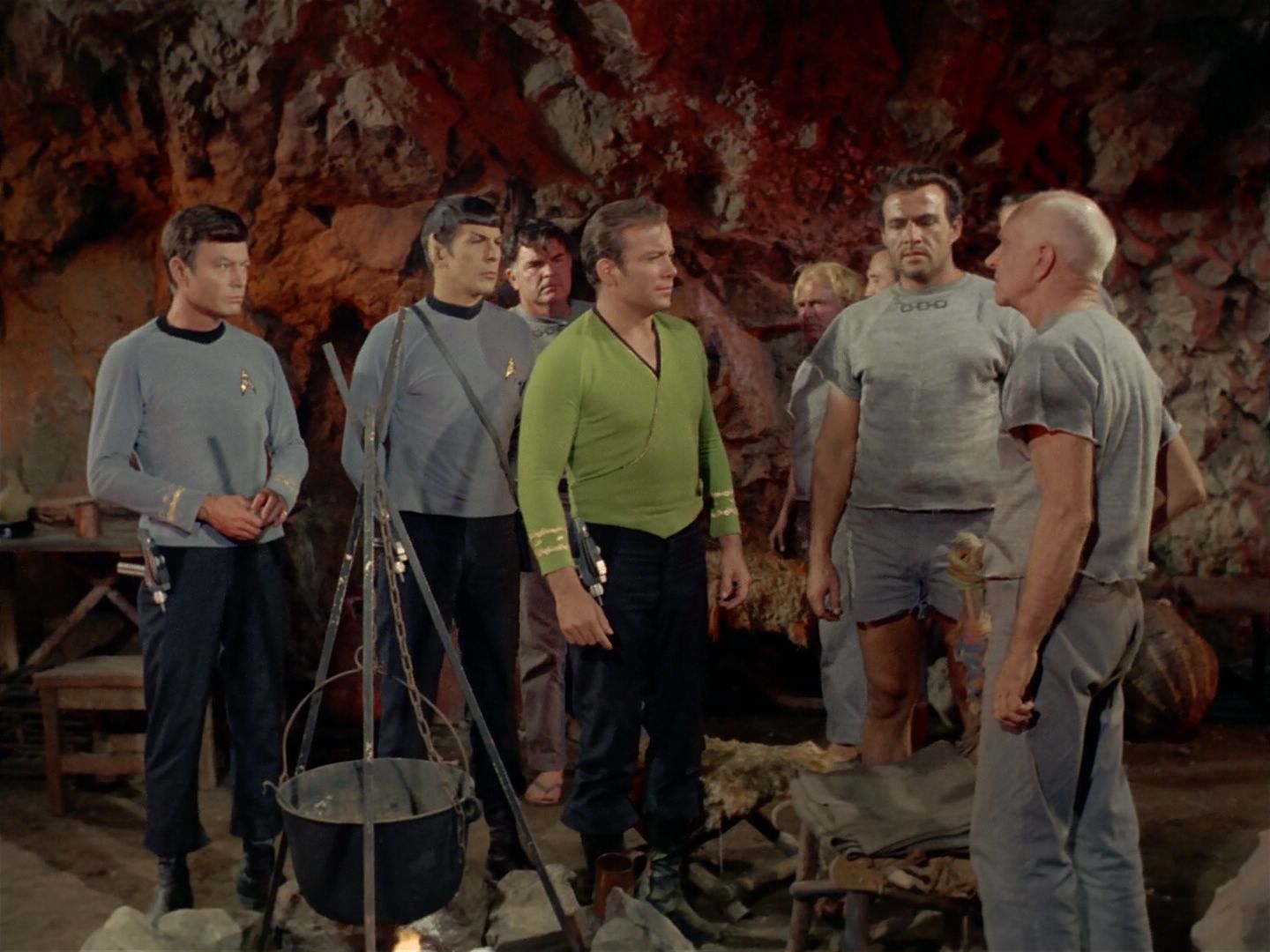 ariane179254_StarTrek_2x25_BreadAndCircuses_0974.jpg