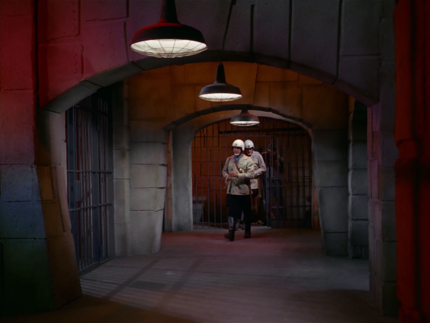 ariane179254_StarTrek_2x25_BreadAndCircuses_1155.jpg
