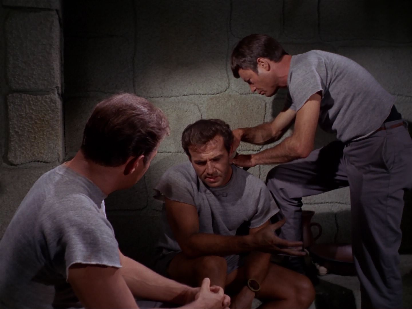 ariane179254_StarTrek_2x25_BreadAndCircuses_1221.jpg