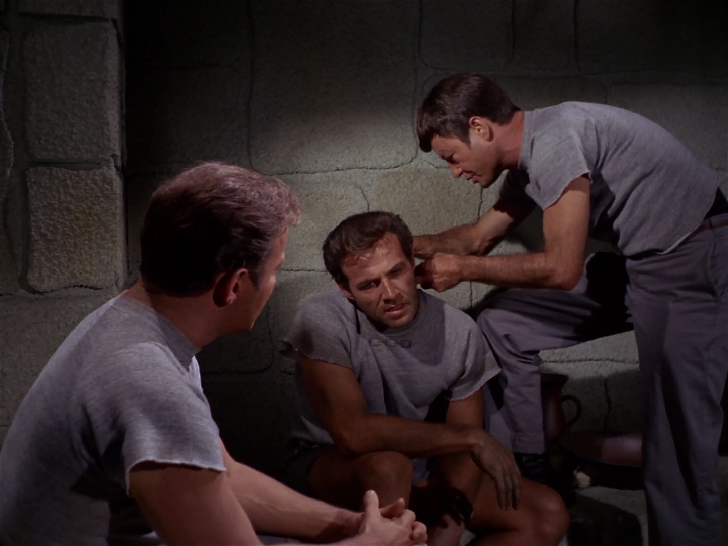 ariane179254_StarTrek_2x25_BreadAndCircuses_1246.jpg