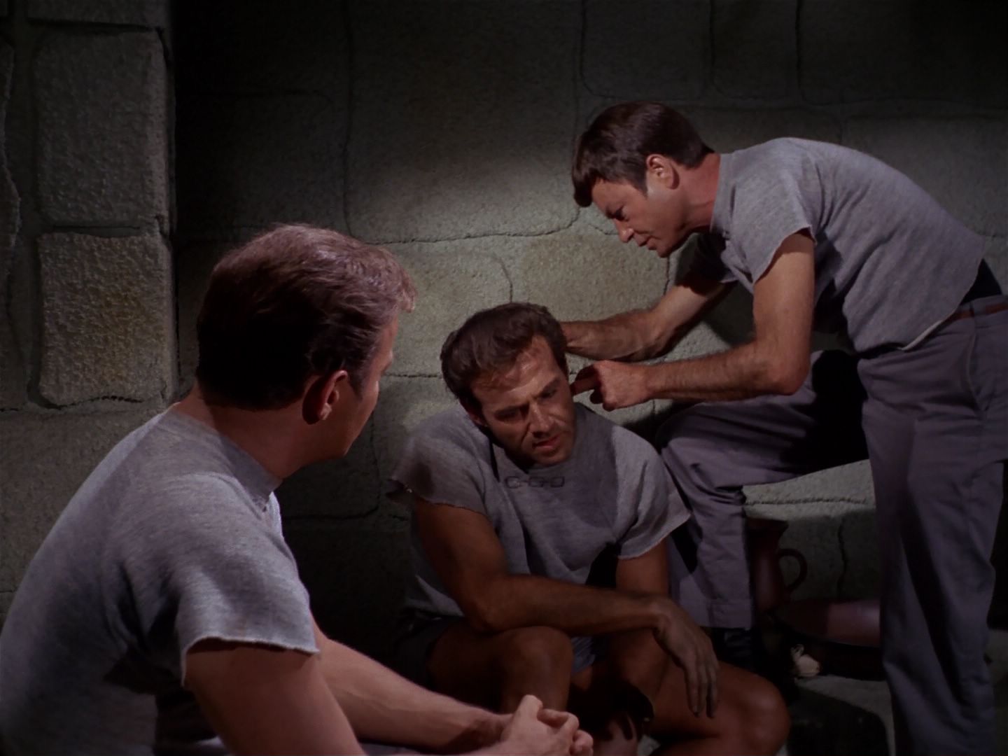 ariane179254_StarTrek_2x25_BreadAndCircuses_1252.jpg