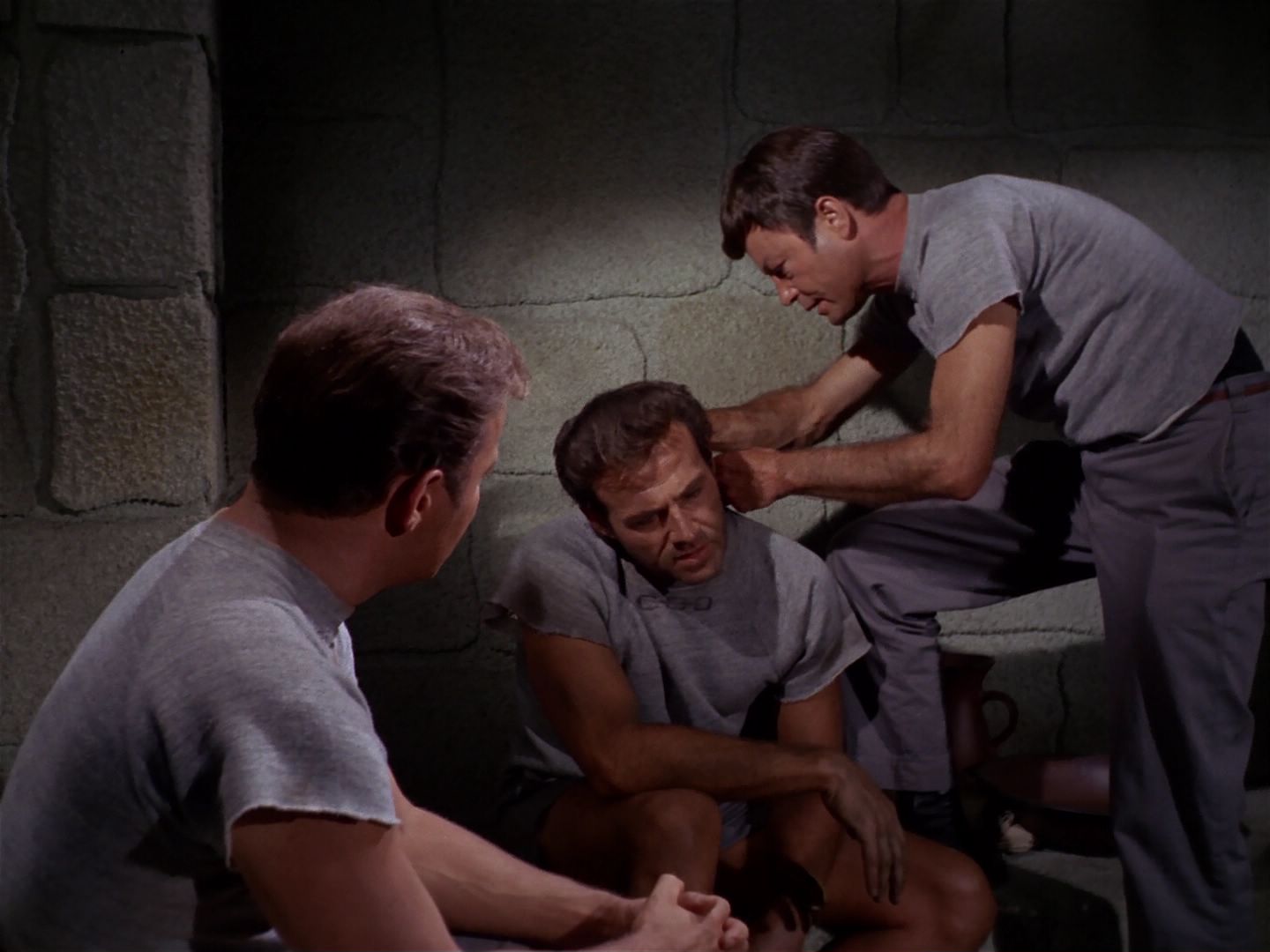 ariane179254_StarTrek_2x25_BreadAndCircuses_1253.jpg