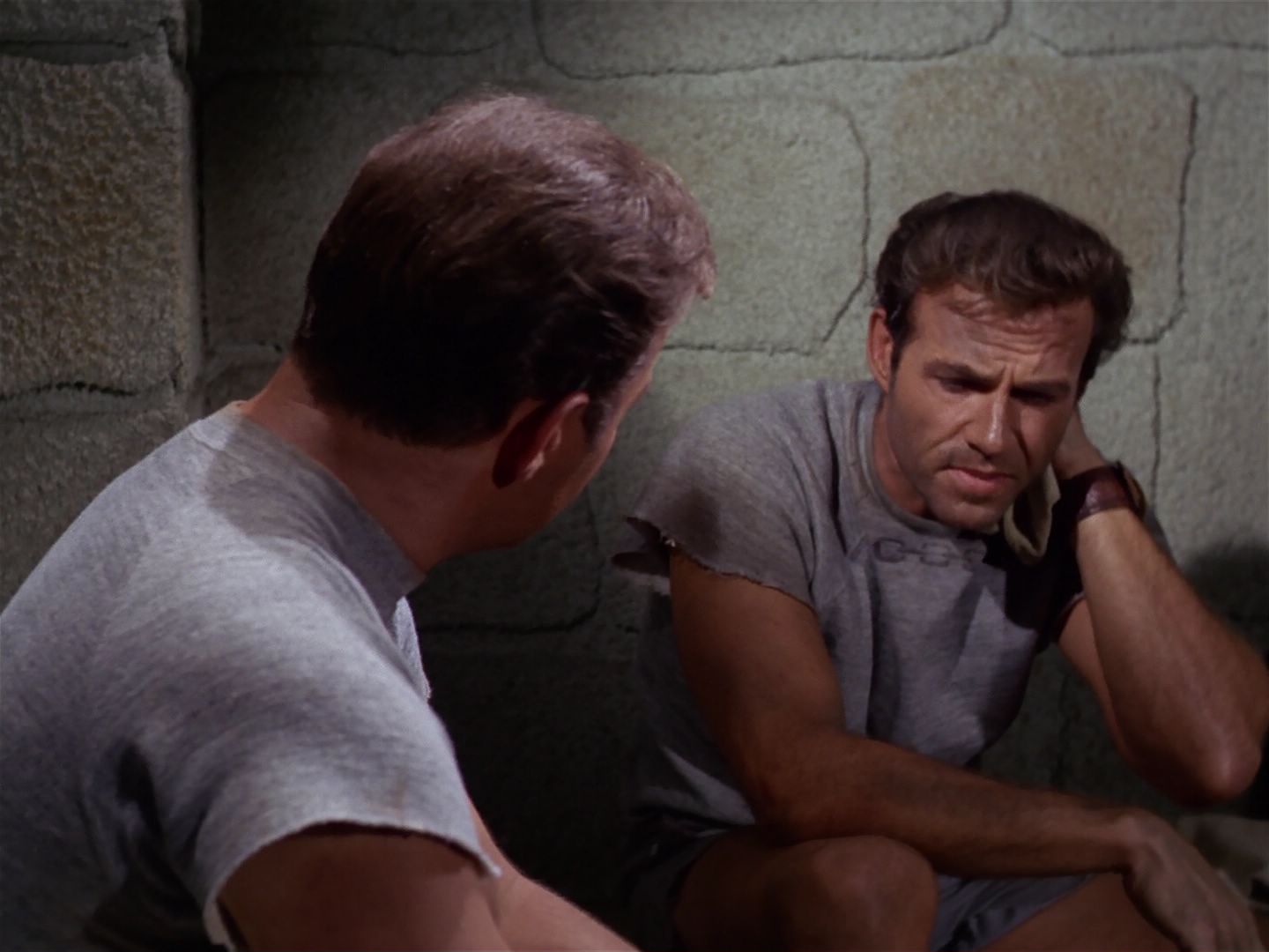 ariane179254_StarTrek_2x25_BreadAndCircuses_1297.jpg