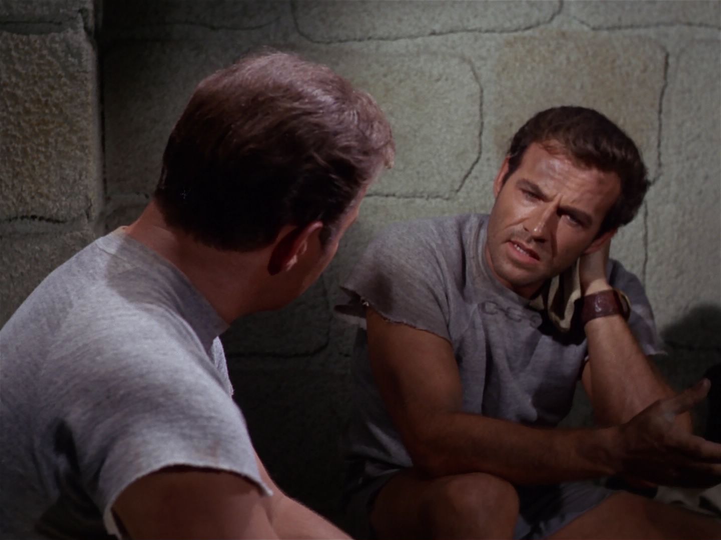 ariane179254_StarTrek_2x25_BreadAndCircuses_1307.jpg