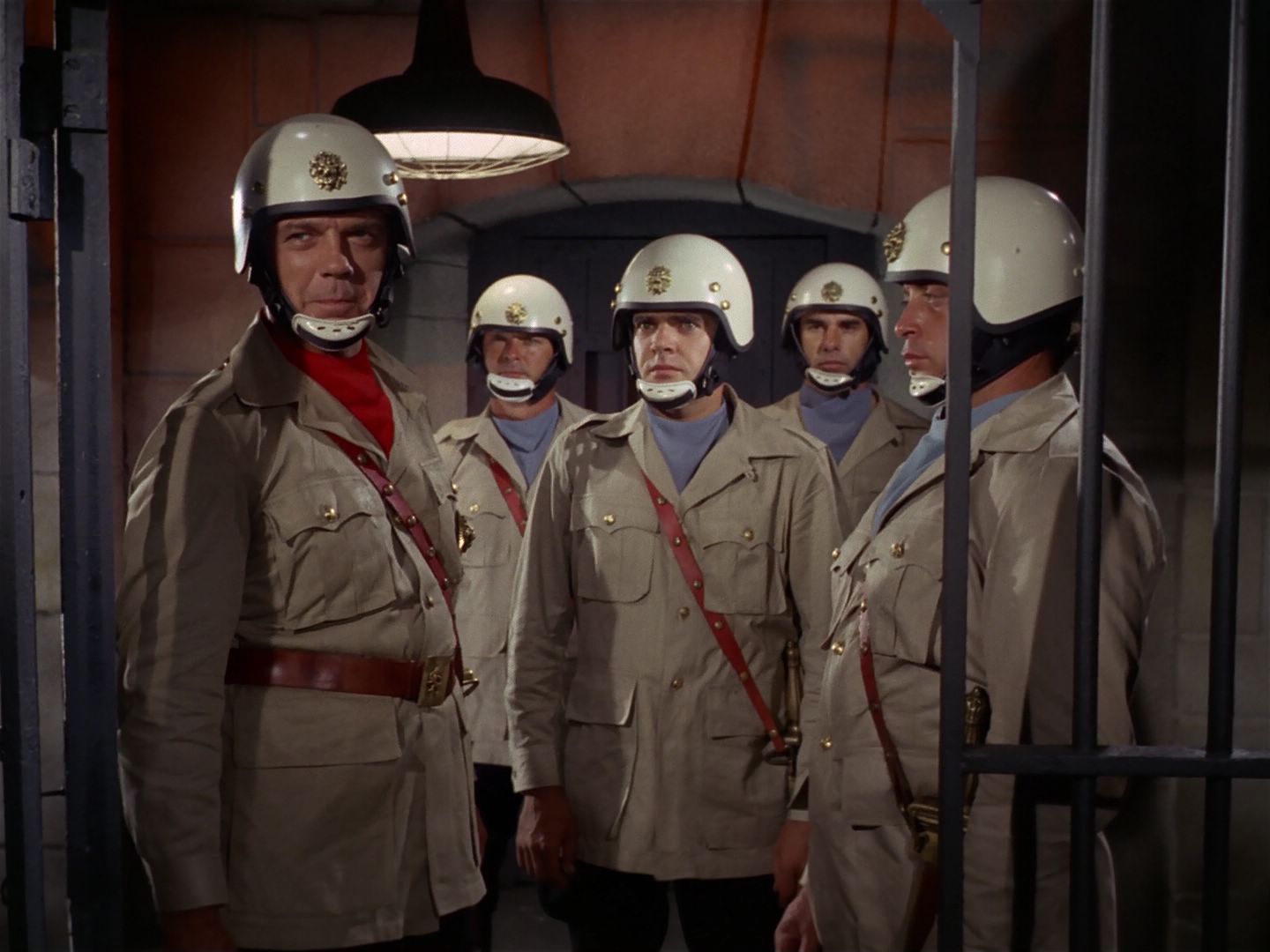 ariane179254_StarTrek_2x25_BreadAndCircuses_1351.jpg