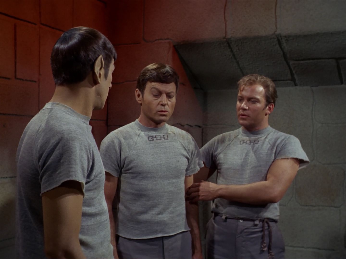 ariane179254_StarTrek_2x25_BreadAndCircuses_1378.jpg