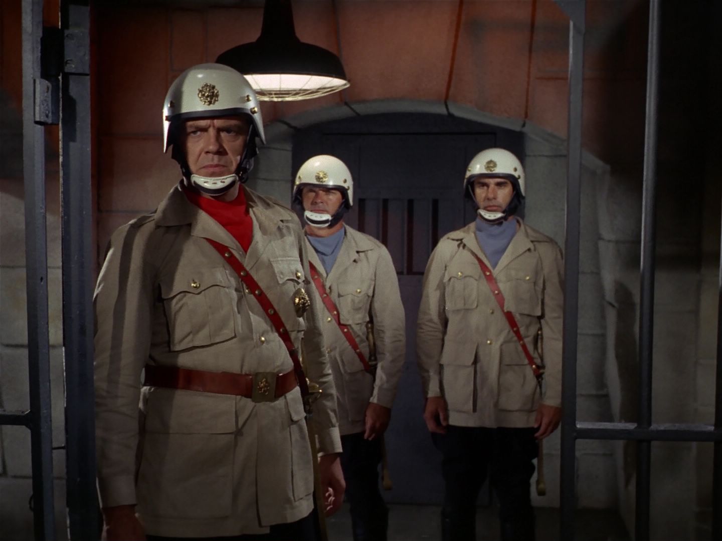 ariane179254_StarTrek_2x25_BreadAndCircuses_1384.jpg