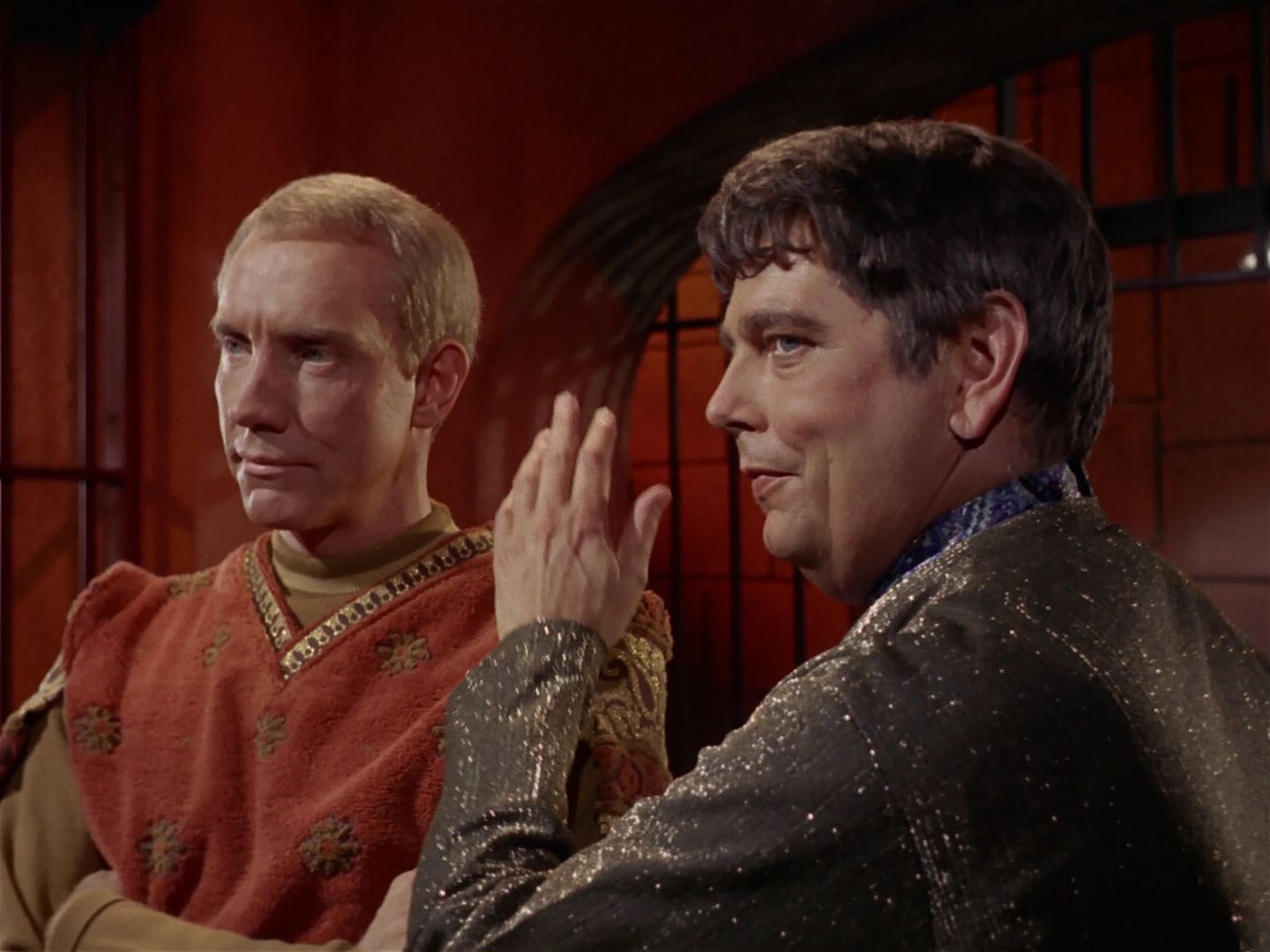 ariane179254_StarTrek_2x25_BreadAndCircuses_1432.jpg