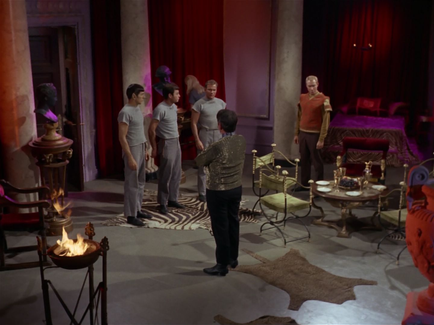 ariane179254_StarTrek_2x25_BreadAndCircuses_1481.jpg