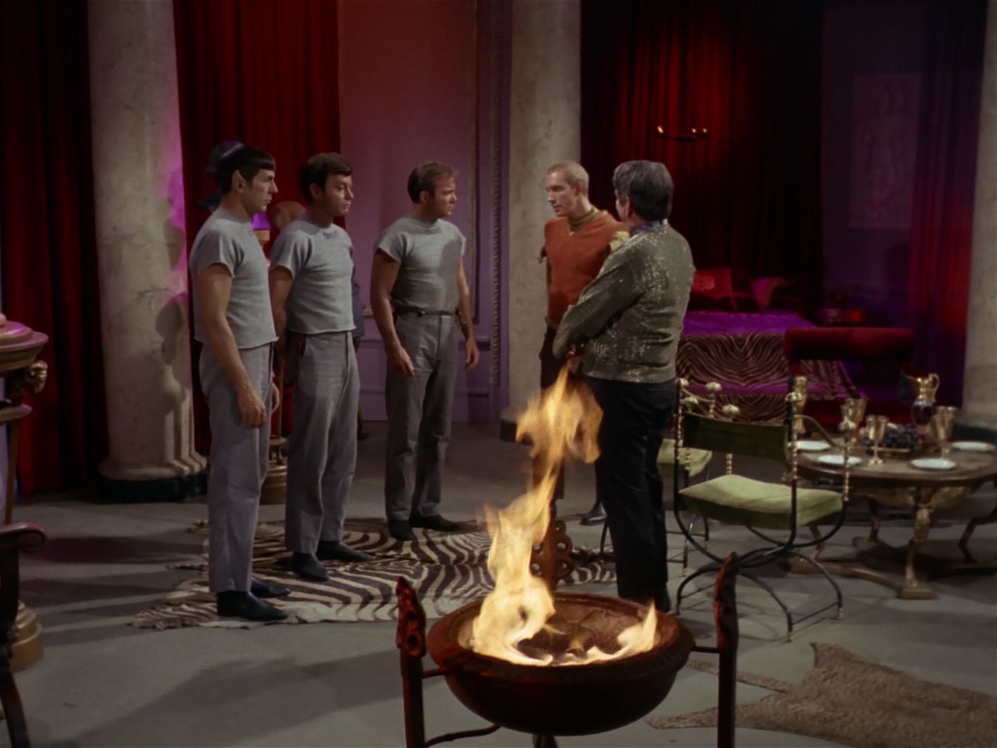 ariane179254_StarTrek_2x25_BreadAndCircuses_1503.jpg