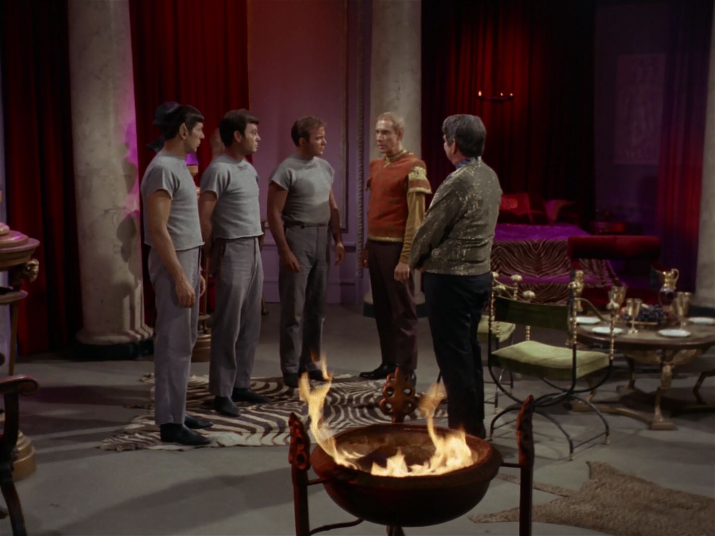 ariane179254_StarTrek_2x25_BreadAndCircuses_1510.jpg