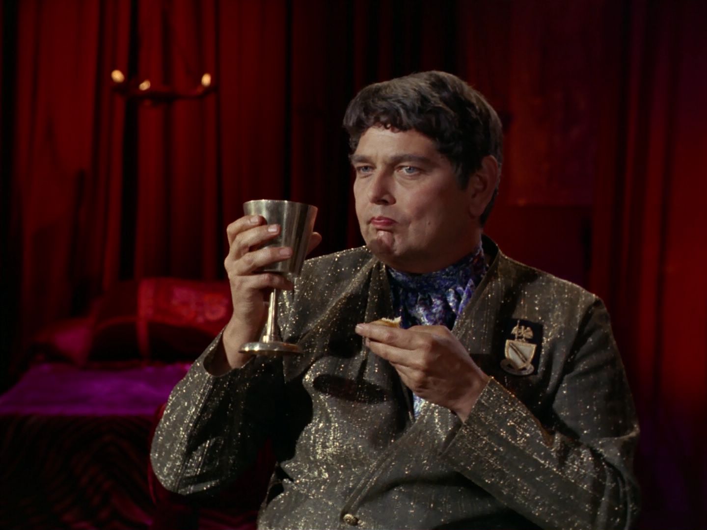 ariane179254_StarTrek_2x25_BreadAndCircuses_1552.jpg