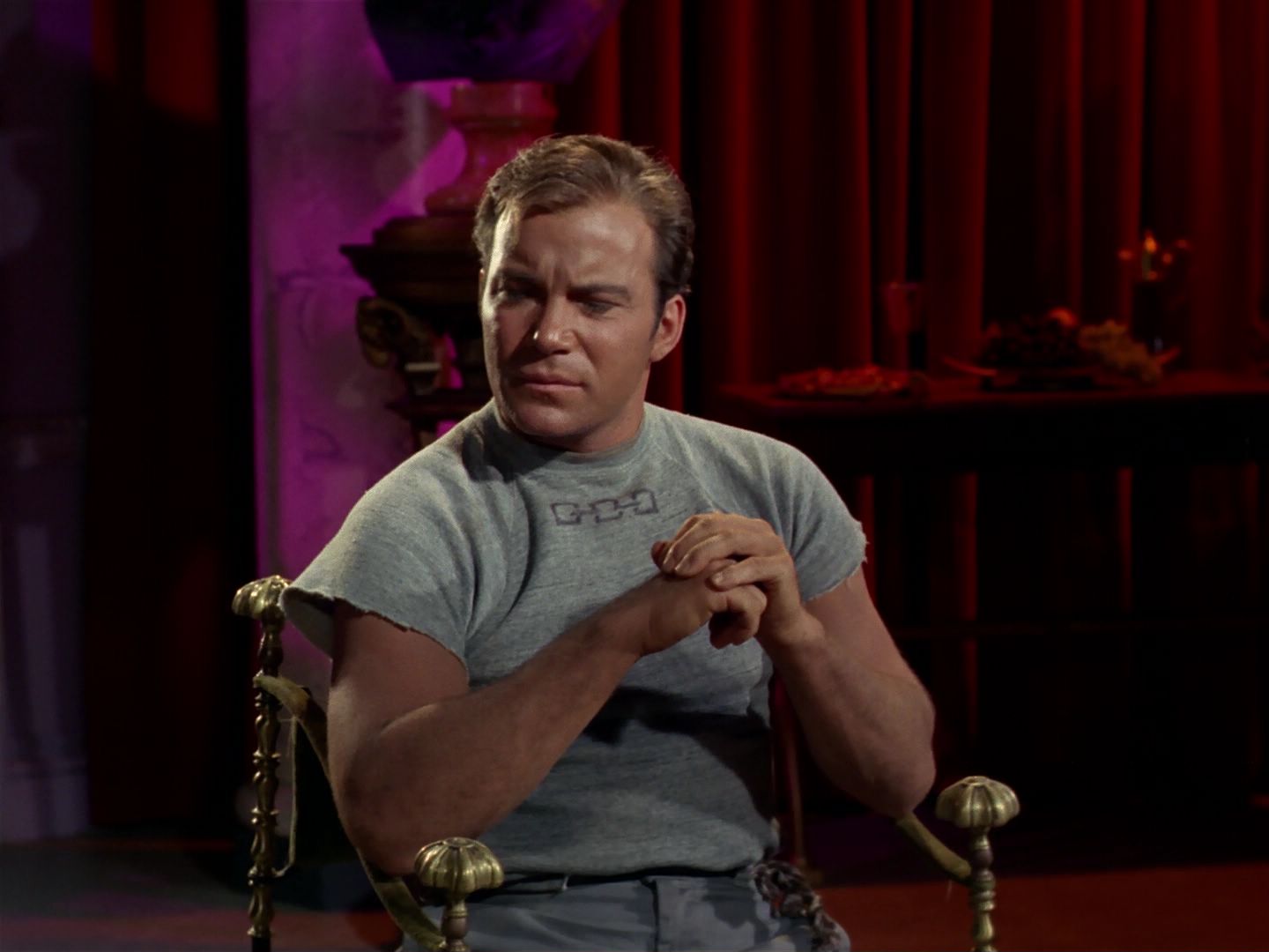 ariane179254_StarTrek_2x25_BreadAndCircuses_1560.jpg