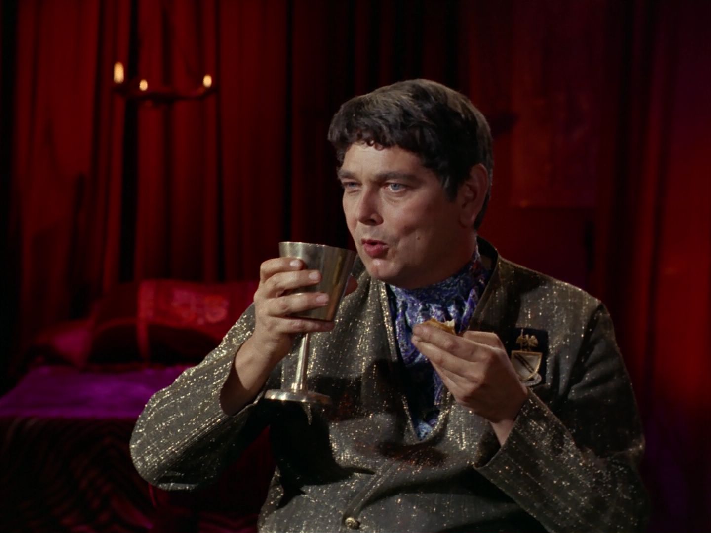 ariane179254_StarTrek_2x25_BreadAndCircuses_1565.jpg