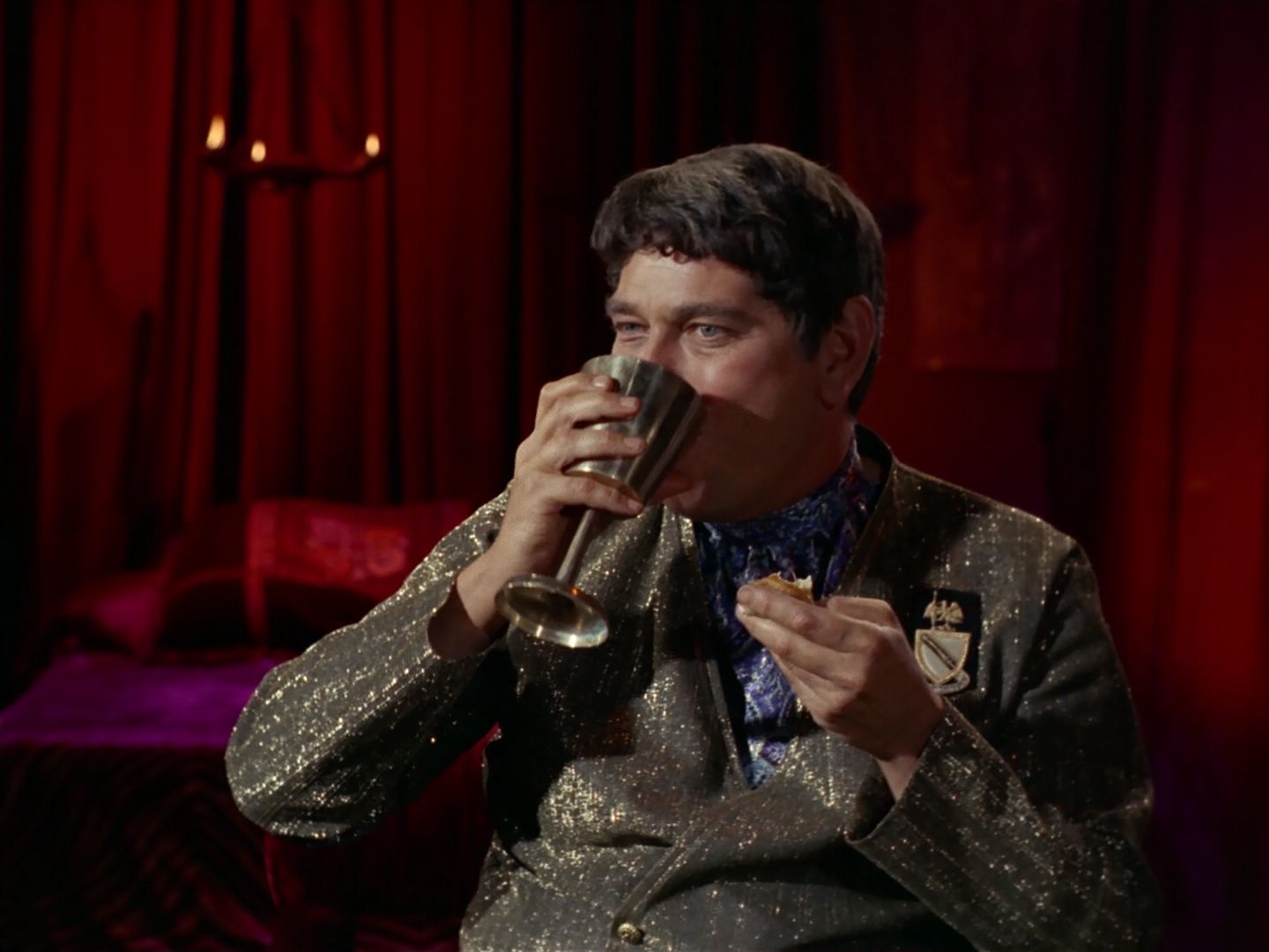 ariane179254_StarTrek_2x25_BreadAndCircuses_1566.jpg