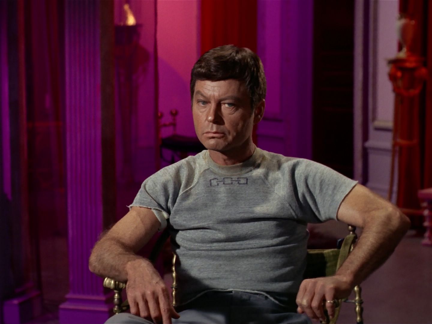 ariane179254_StarTrek_2x25_BreadAndCircuses_1641.jpg