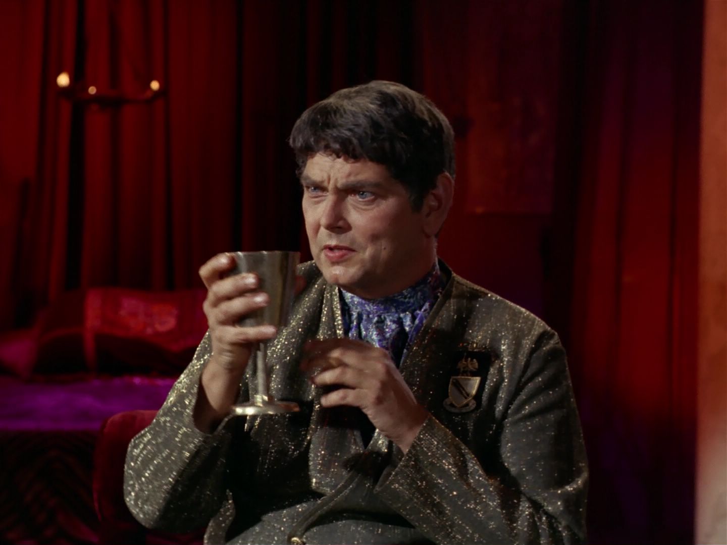 ariane179254_StarTrek_2x25_BreadAndCircuses_1647.jpg