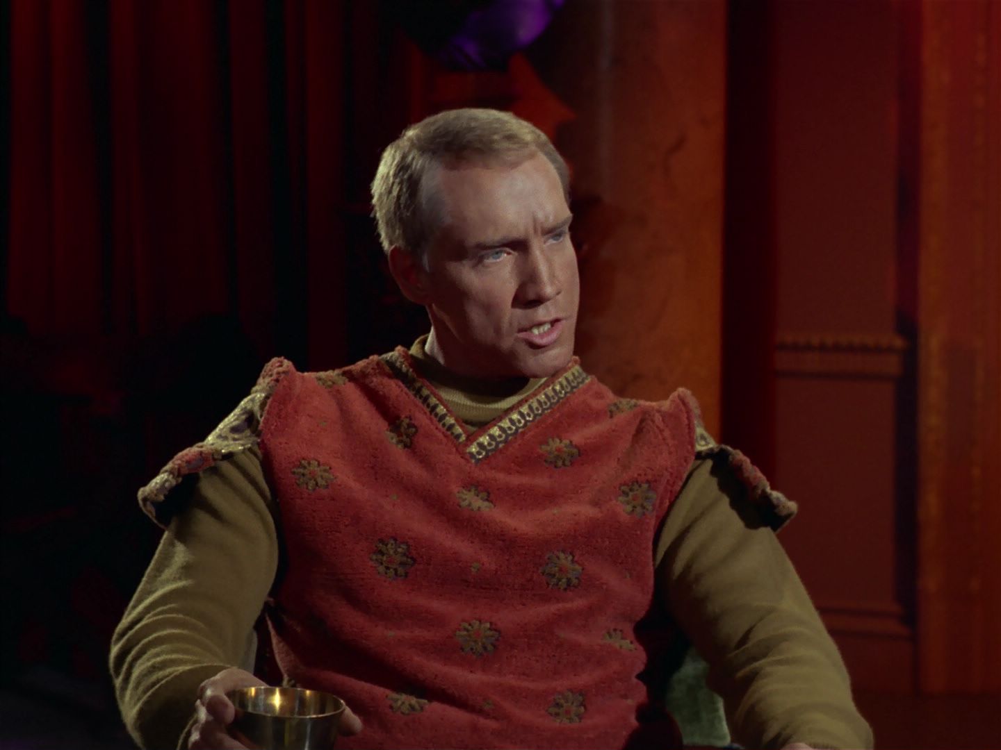 ariane179254_StarTrek_2x25_BreadAndCircuses_1673.jpg