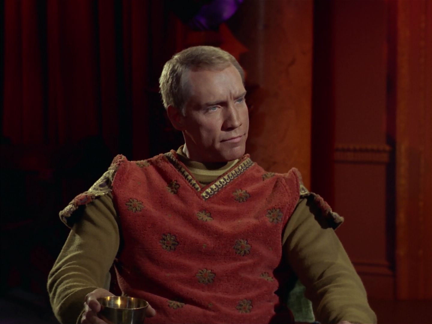 ariane179254_StarTrek_2x25_BreadAndCircuses_1674.jpg
