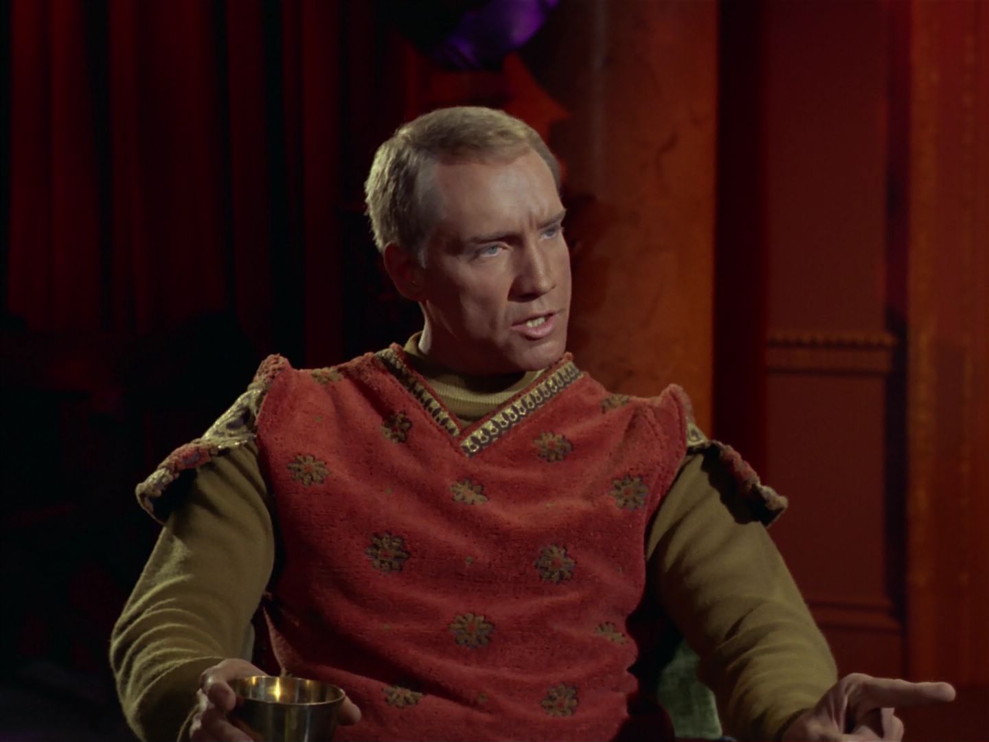 ariane179254_StarTrek_2x25_BreadAndCircuses_1679.jpg