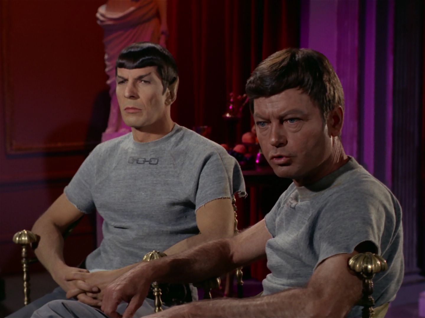 ariane179254_StarTrek_2x25_BreadAndCircuses_1682.jpg