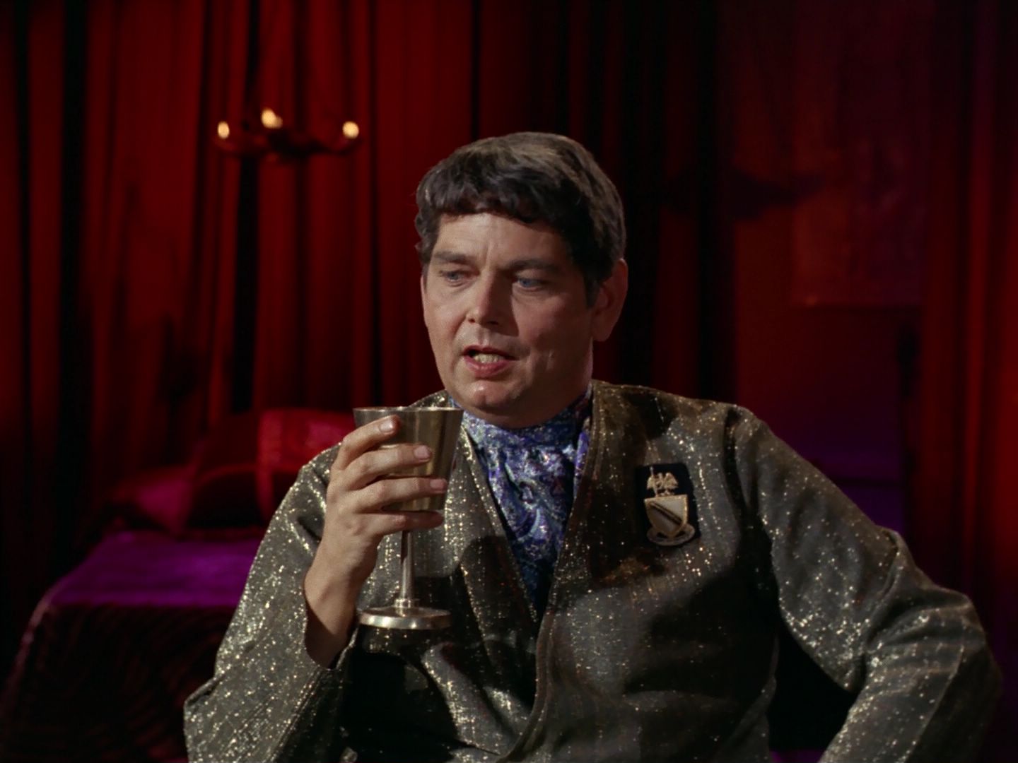 ariane179254_StarTrek_2x25_BreadAndCircuses_1692.jpg