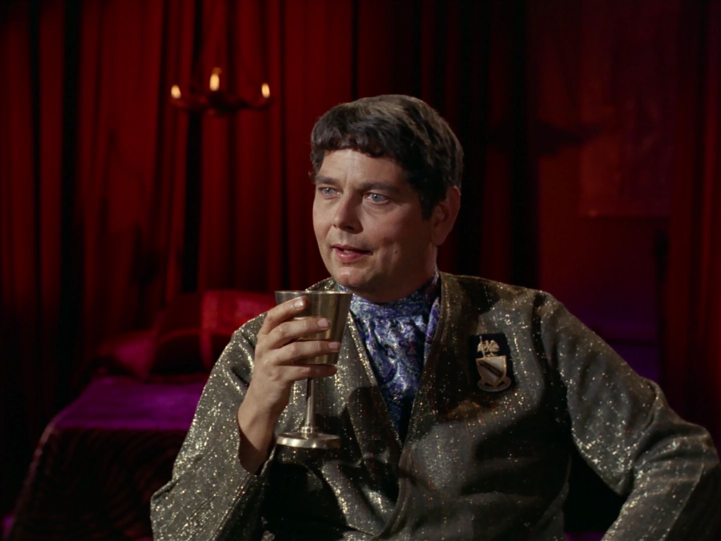 ariane179254_StarTrek_2x25_BreadAndCircuses_1698.jpg