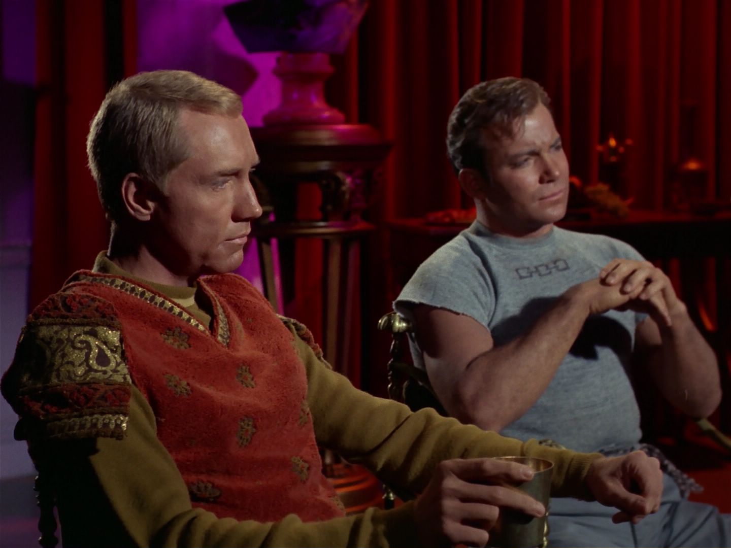 ariane179254_StarTrek_2x25_BreadAndCircuses_1700.jpg