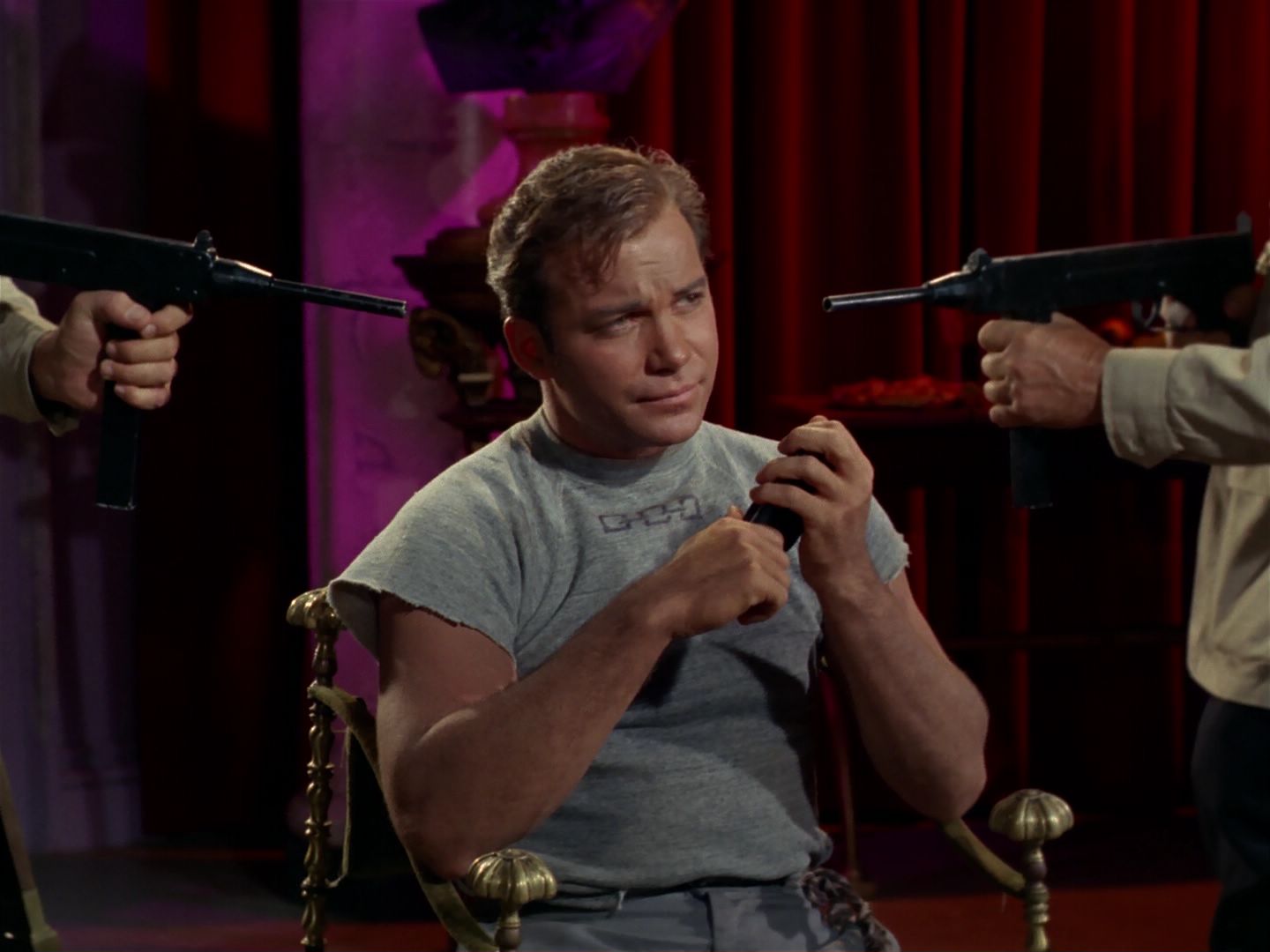 ariane179254_StarTrek_2x25_BreadAndCircuses_1774.jpg