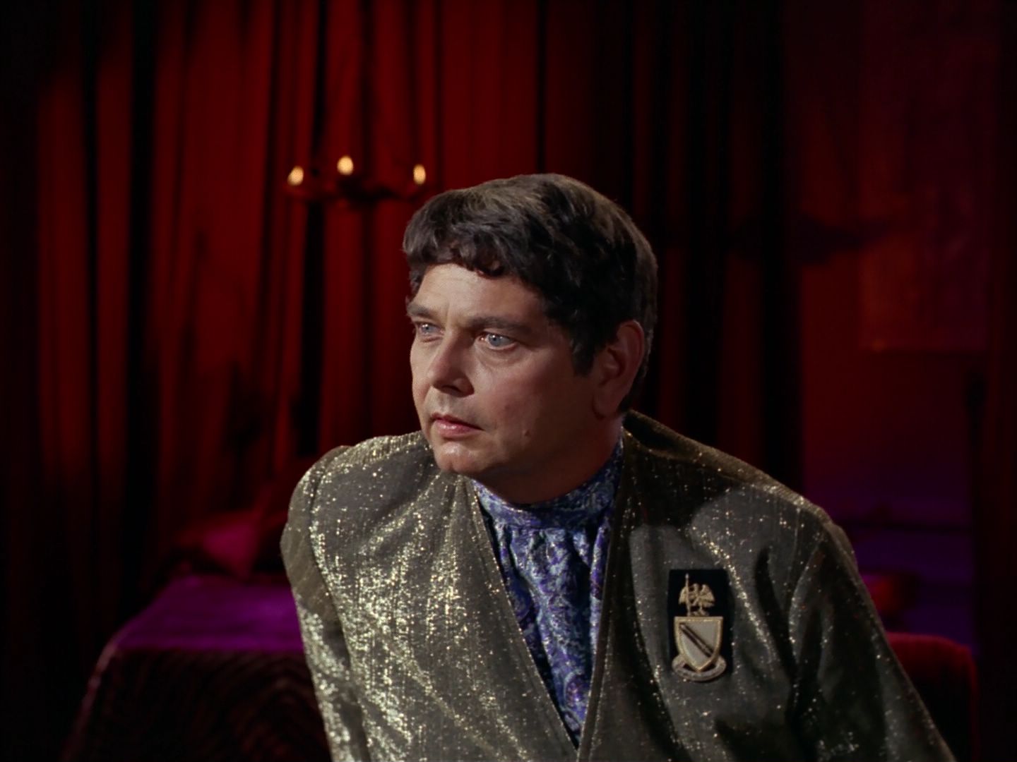 ariane179254_StarTrek_2x25_BreadAndCircuses_1793.jpg